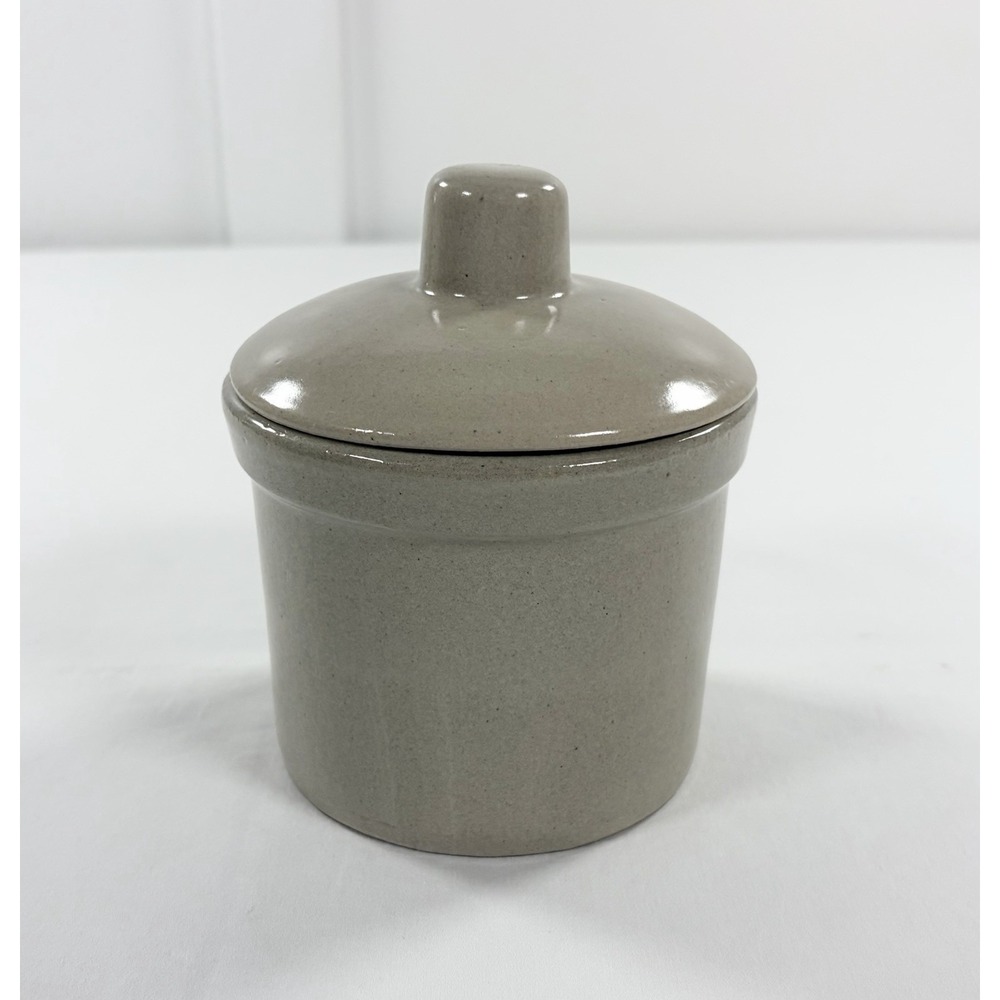 Vintage RRP Co Roseville OH Speckled Beige Stoneware 1 Pint Butter Crock w/ Lid